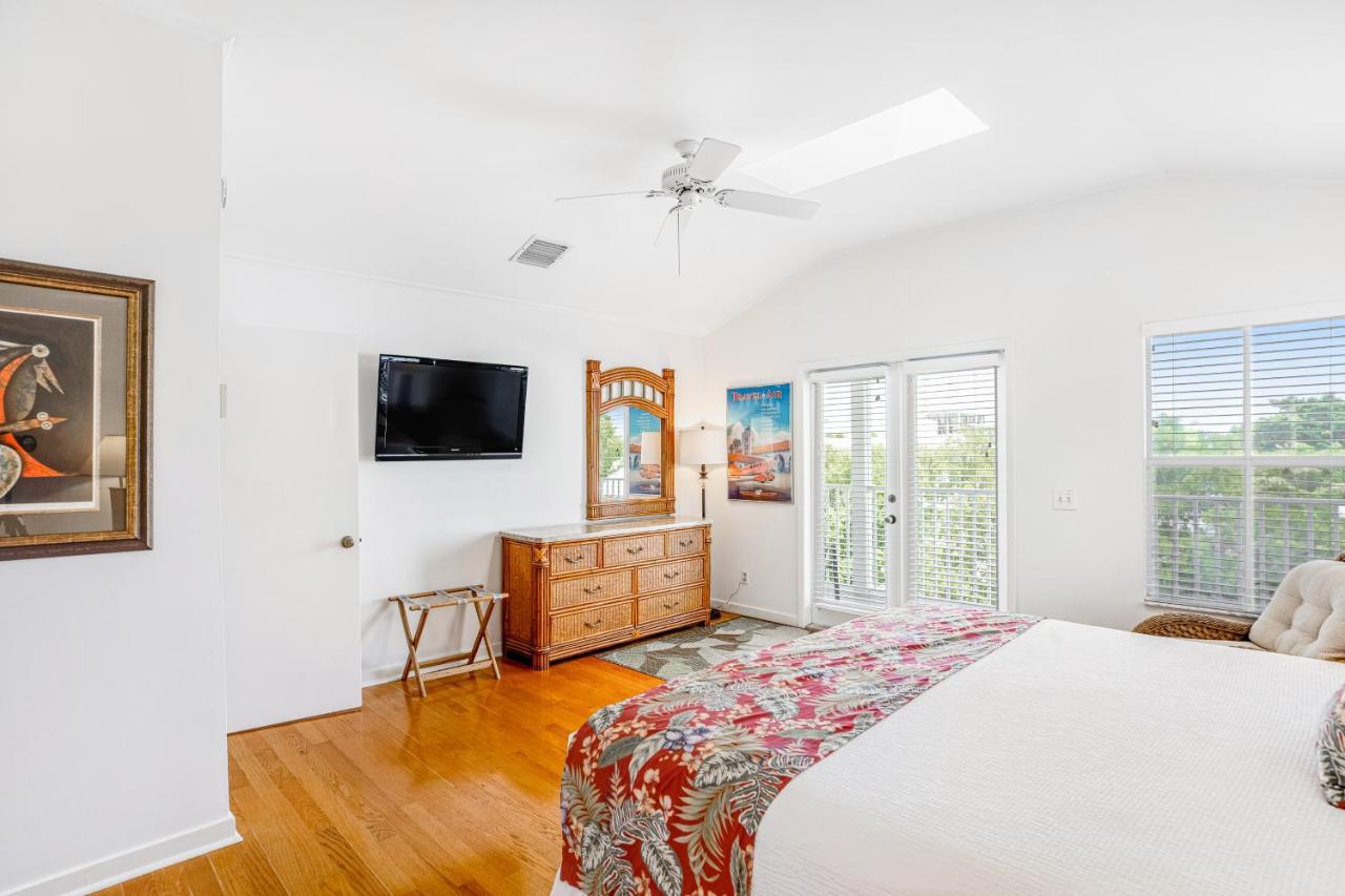 Casa Cubana @ Duval Square R14 Apartment Key West Exterior photo